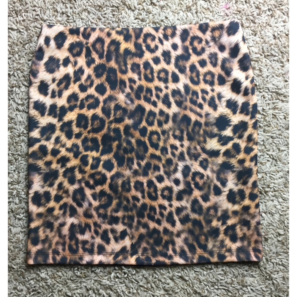 EXPRESS Leopard Mini